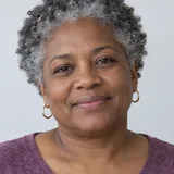 Nia C.